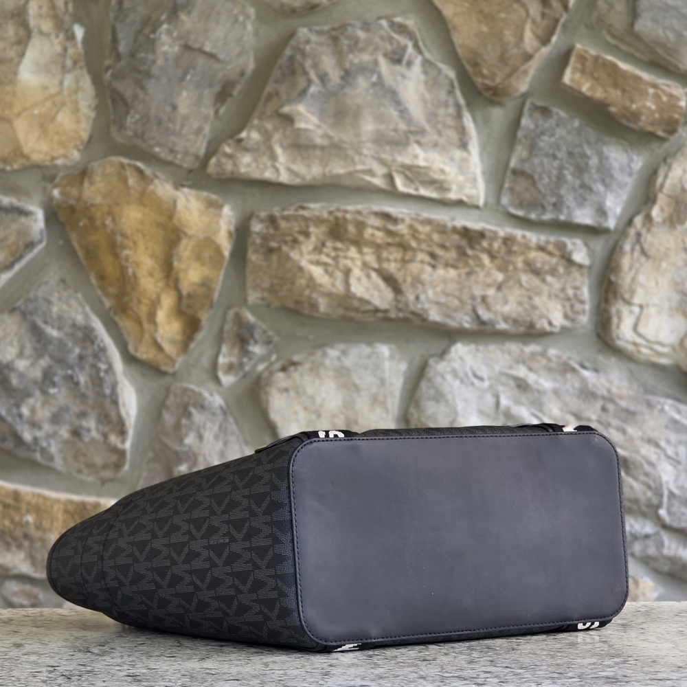 Michael Kors Maeve Logo Large Black Tote - Picture 4 of 10